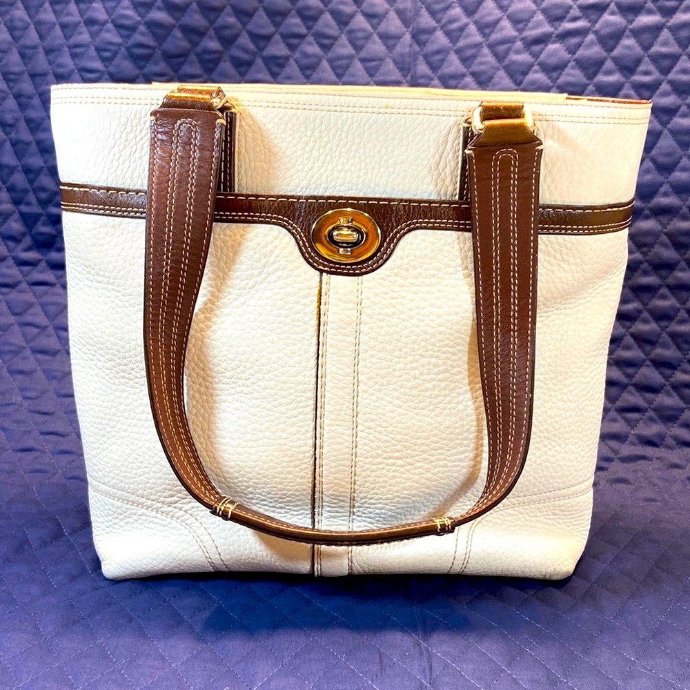 COACH-Cream  and Dark Brown Soft PEBBLE LEATHER-HAMPTON TOTE-SHOULDER BAG F13959